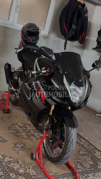 Suzuki GSXR K4