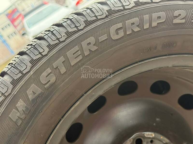 Semperit 195/60 R16 Zimska