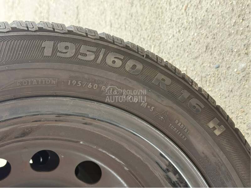 Semperit 195/60 R16 Zimska