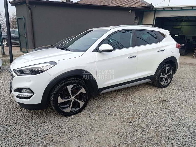 Hyundai Tucson 1.7crdi Xpossible