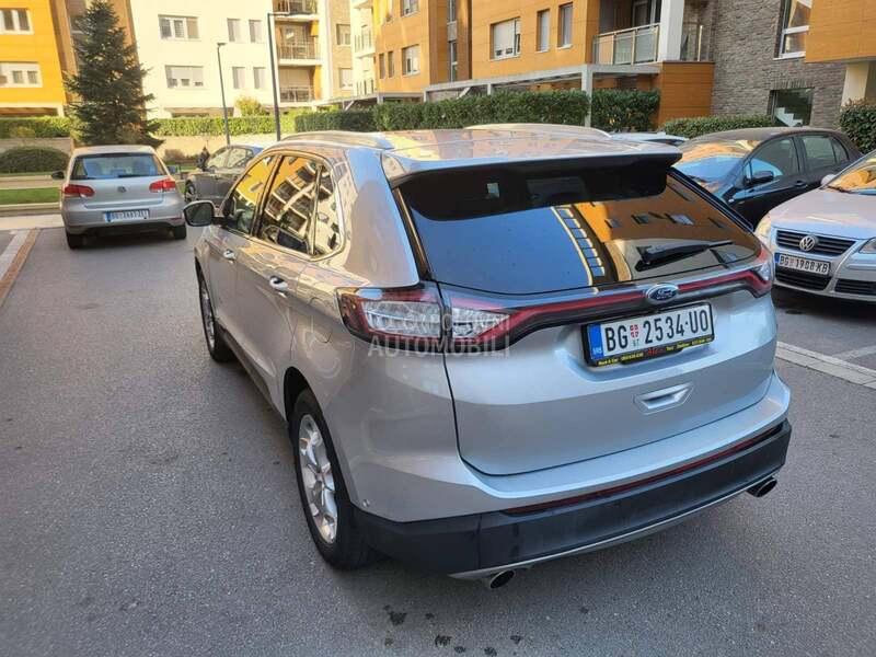 Ford Edge 