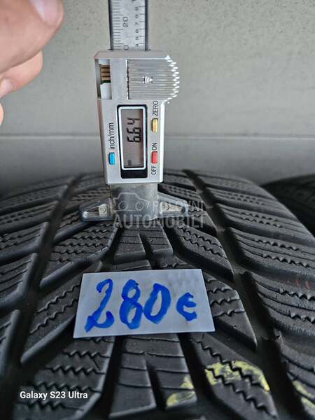 Hankook 235/55 R18 Zimska