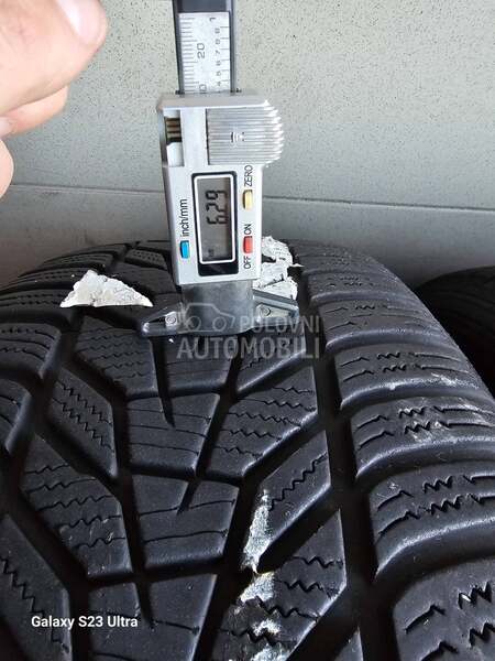 Hankook 235/55 R18 Zimska