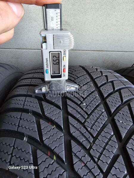 Bridgestone 225/55 R18 Zimska