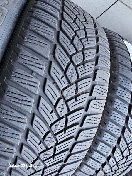 Fulda 215/55 R17 Zimska