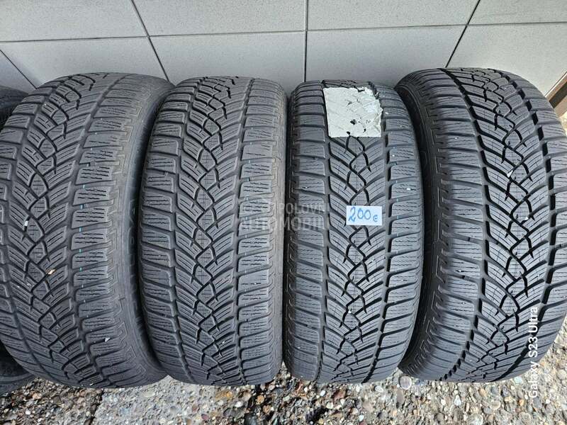 Fulda 215/55 R17 Zimska