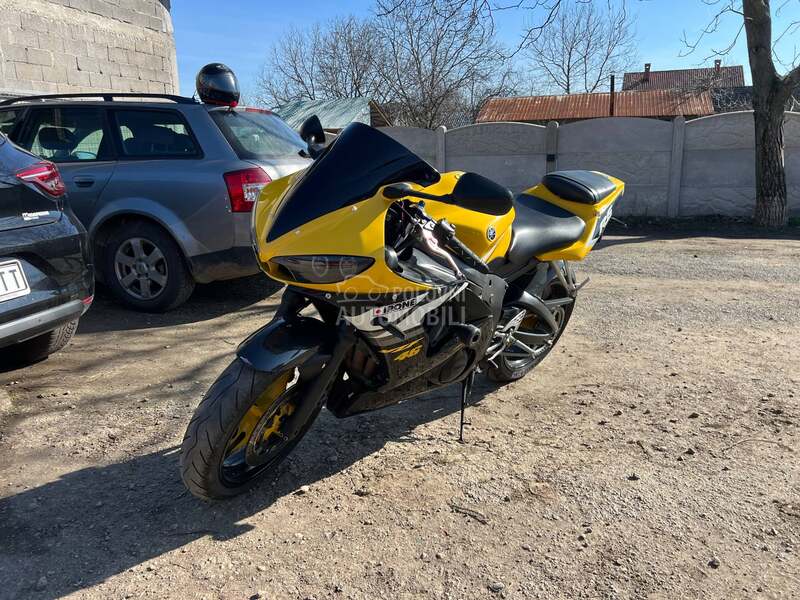 Yamaha R6