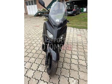 Yamaha x max