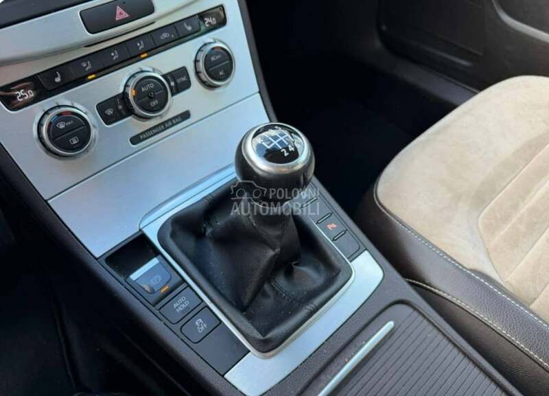 Volkswagen Passat B7 