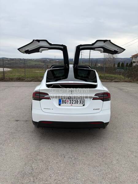 Tesla Model X ludicrous