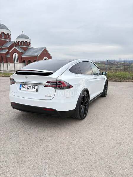 Tesla Model X ludicrous