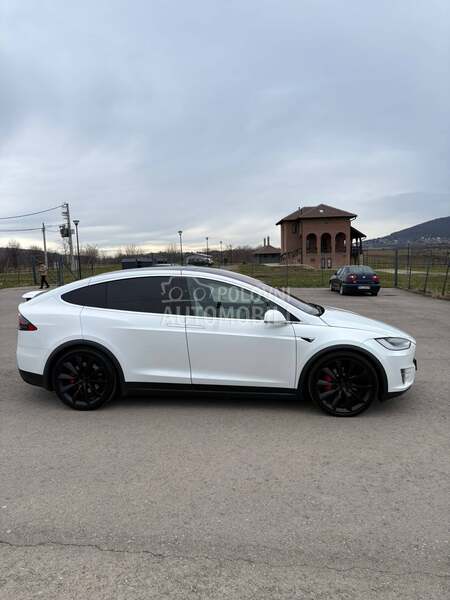Tesla Model X ludicrous