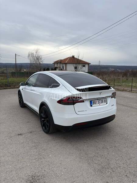 Tesla Model X ludicrous