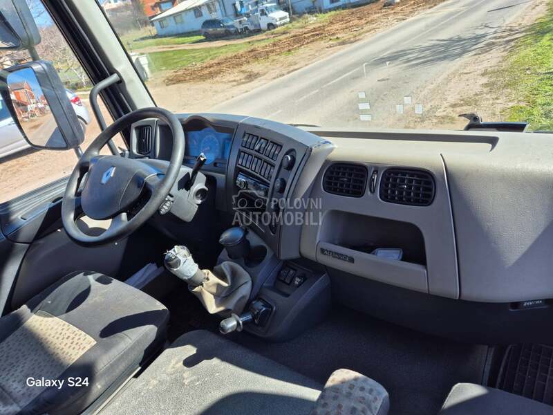 Renault Midlum 220 dx