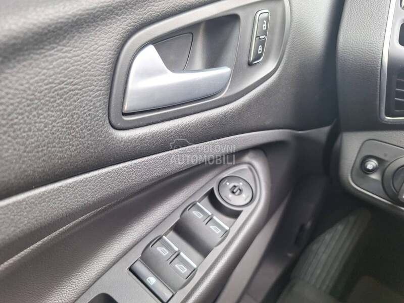 Ford Kuga V.e.S.e.r.v Org.km