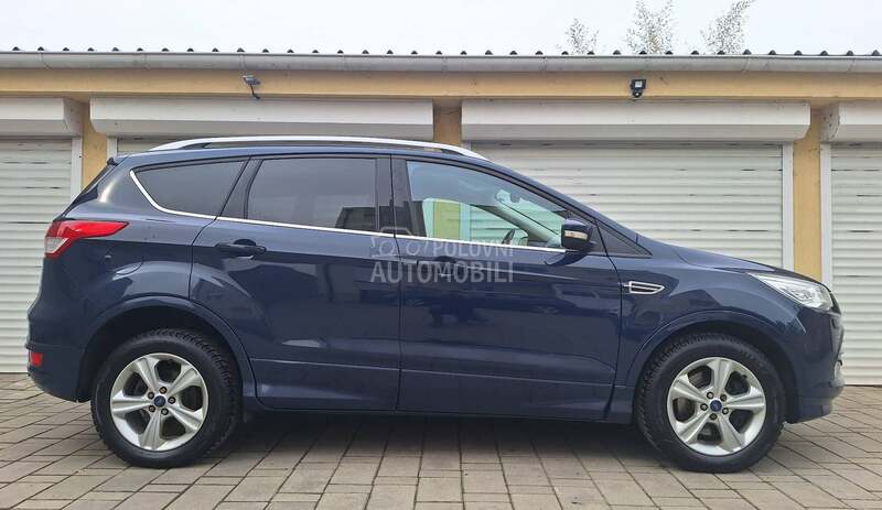 Ford Kuga V.e.S.e.r.v Org.km