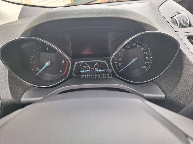 Ford Kuga V.e.S.e.r.v Org.km