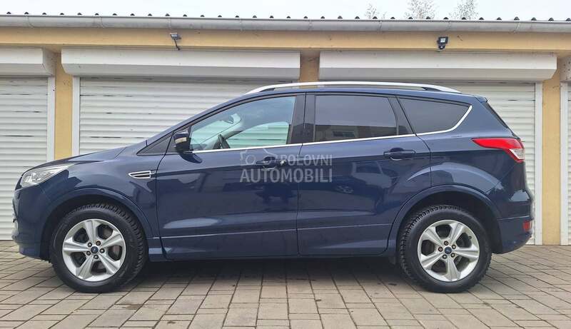 Ford Kuga V.e.S.e.r.v Org.km