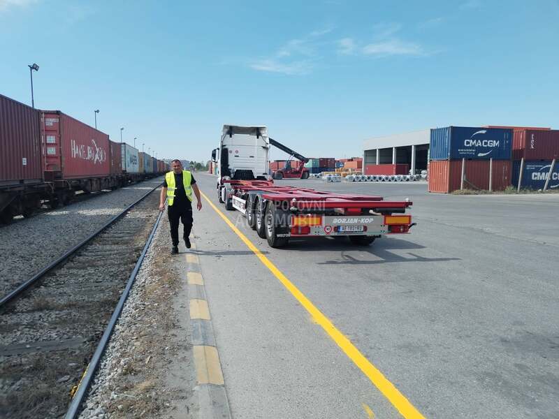 Wielton NS34 Kontejnerica