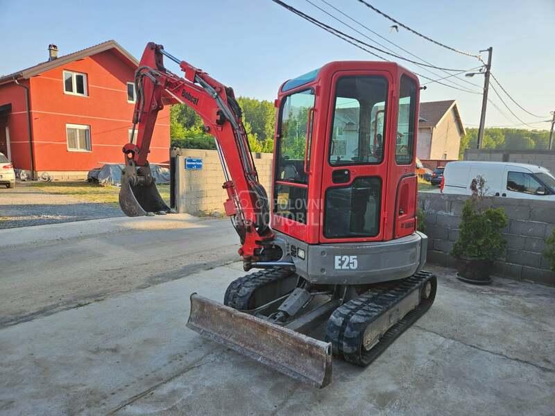 Bobcat e 25