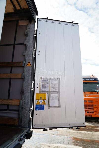 Schmitz Cargobull/IMP3733