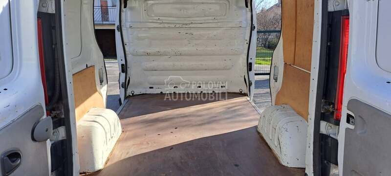 Renault Trafic 2.0 DCI