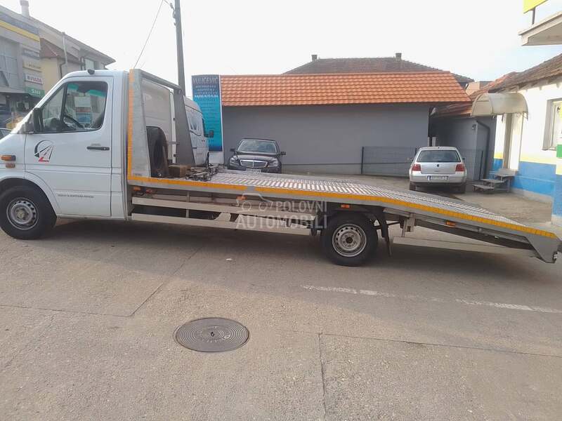 Mercedes Benz sprinter