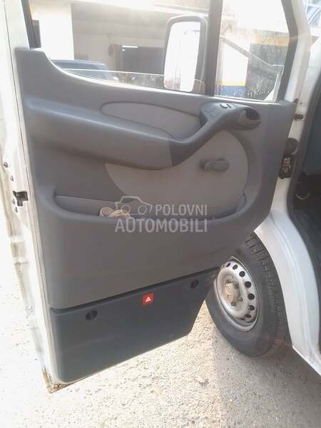 Mercedes Benz sprinter