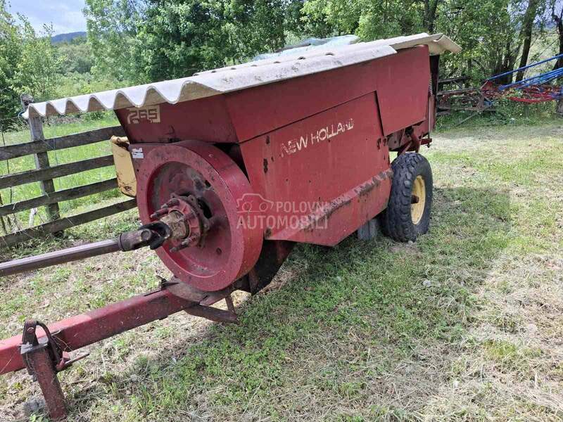 New Holland 265