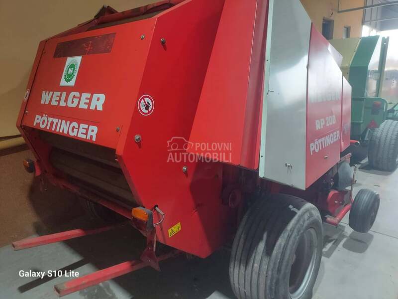 Krone 1250 Welger RP 200