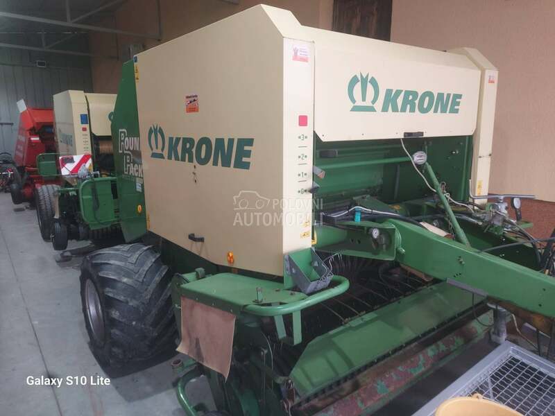 Krone 1250 Welger RP 200