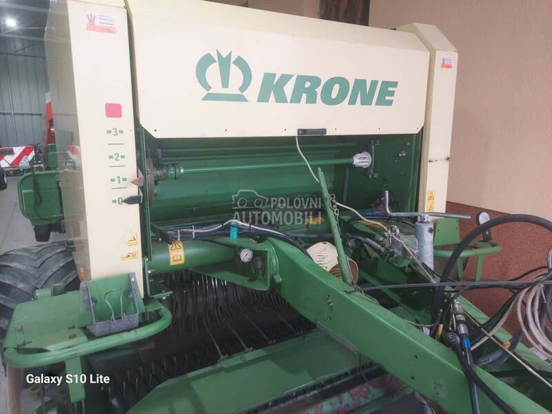 Krone 1250 Welger RP 200