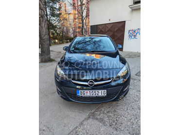 Opel Astra J 