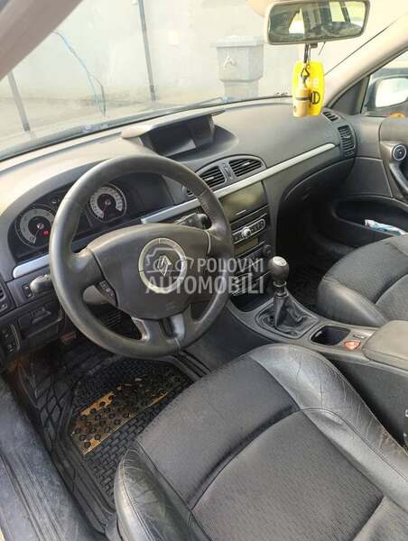 Renault Laguna 
