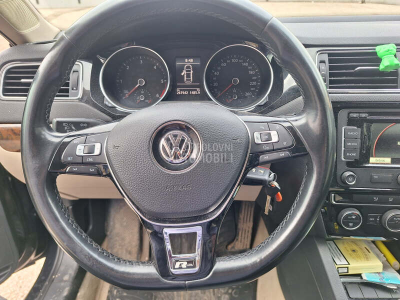 Volkswagen Jetta 