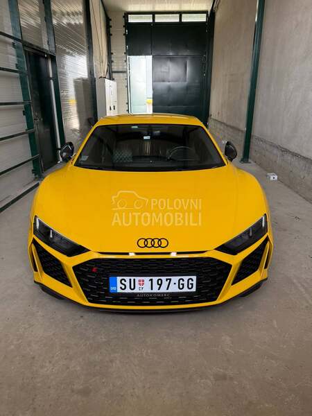 Audi R8 v10 performance