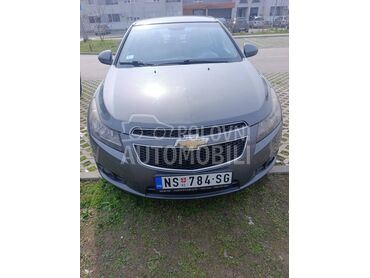 Chevrolet Cruze 1.6 tng