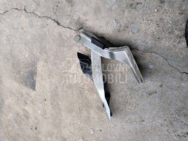 Sarka haube leva za Peugeot 308