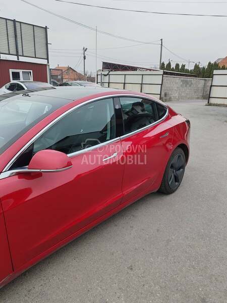 Tesla Model 3 Tesla 3LRDM