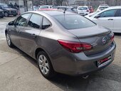 Opel Astra J 1.4 TURBO