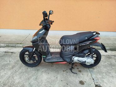 Aprilia Sport City 50 2T