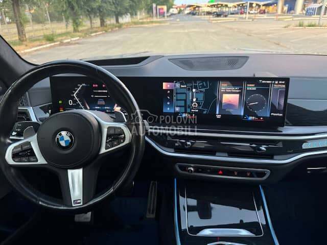 BMW X7 