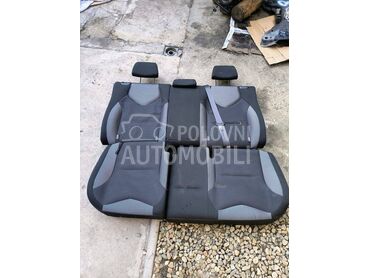 Zadnja sedista za Peugeot 308