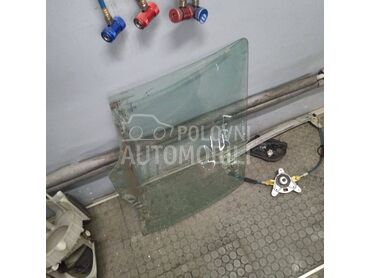 Zadnje desno staklo sw za Peugeot 406