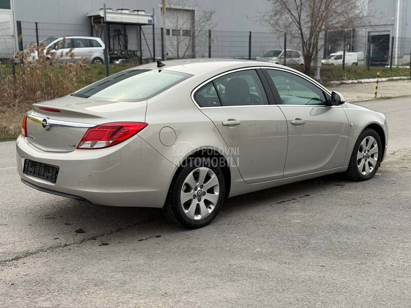 Opel Insignia 