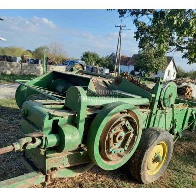 John Deere 214 b