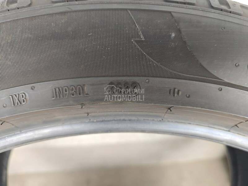 Pirelli 325/35 R22 Zimska