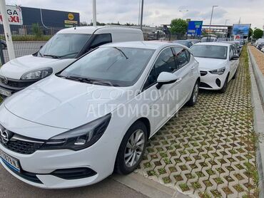 Opel Astra K ELEG. 1.2 110HP MT6
