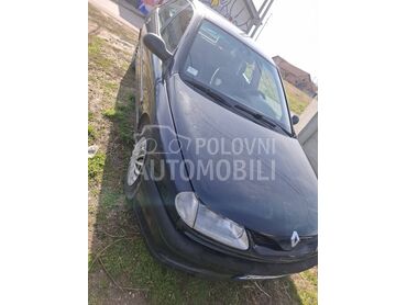 Renault Laguna 1.8b pln