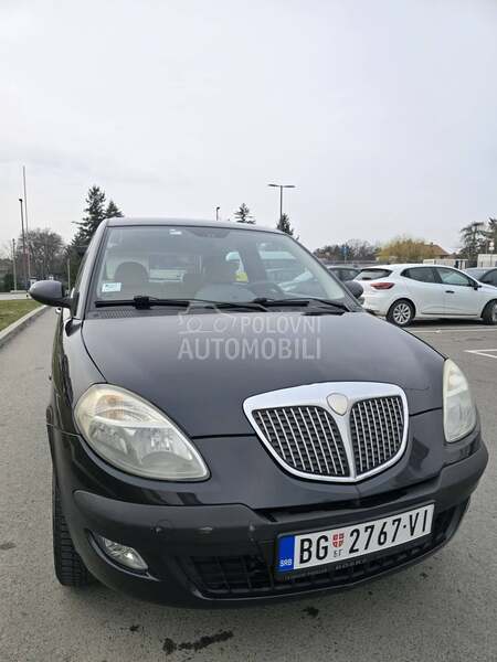 Lancia Ypsilon 1.4